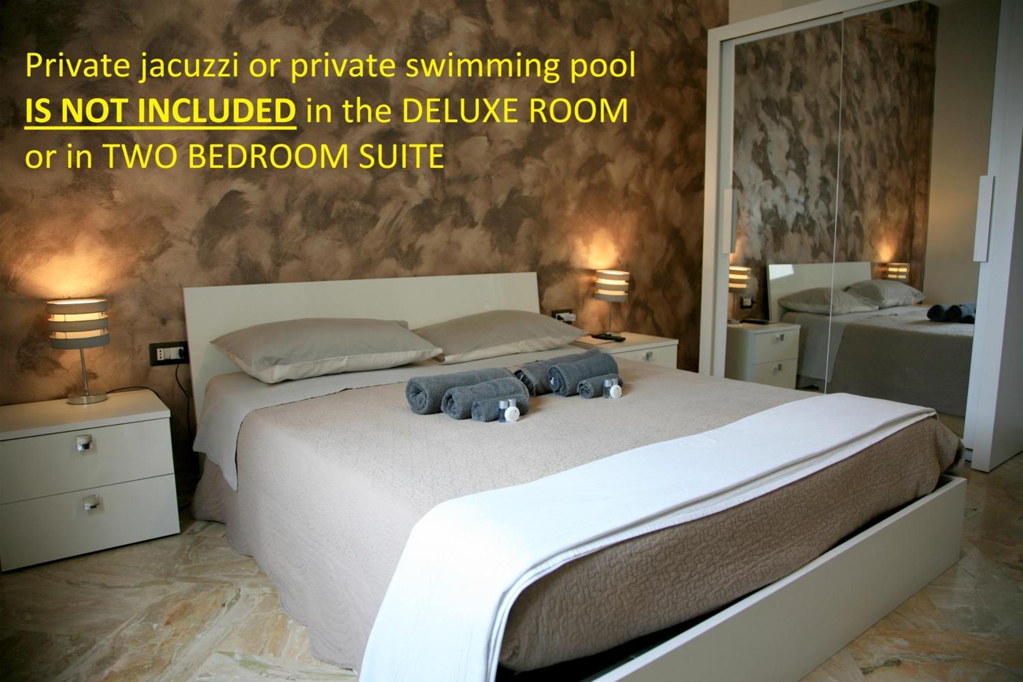 Penthouse Station Luxury Suites & Apartment บรินดิซิ ภายนอก รูปภาพ