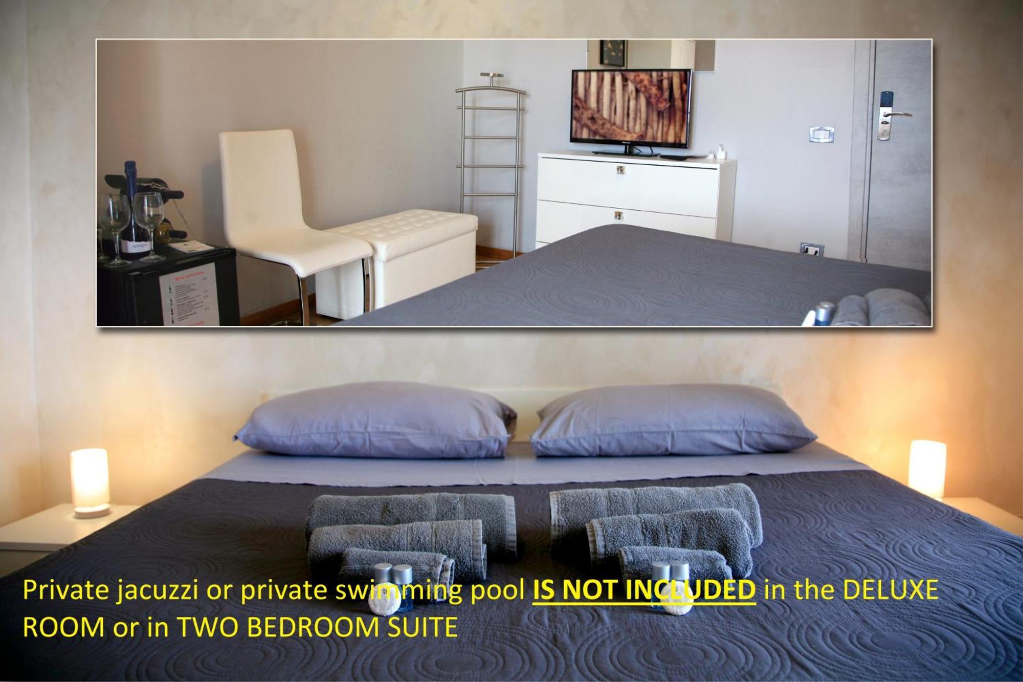 Penthouse Station Luxury Suites & Apartment บรินดิซิ ภายนอก รูปภาพ